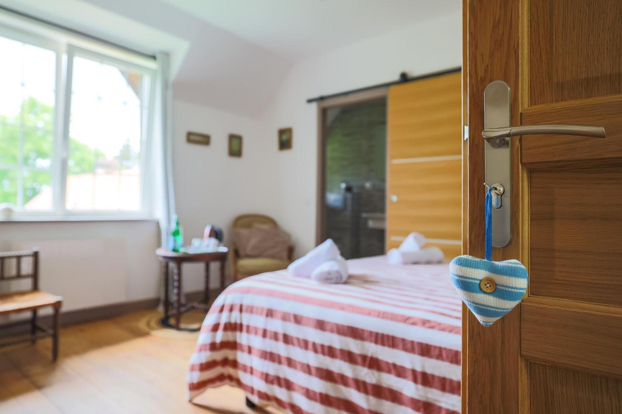 Chalet Des Longschamps Argoeuves ภายนอก รูปภาพ